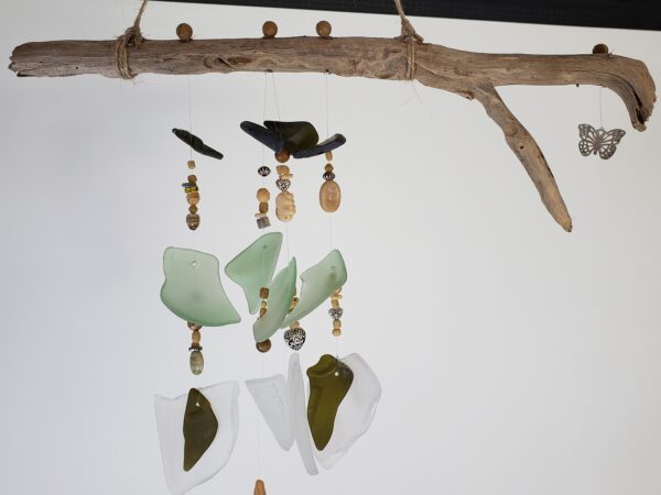 Green and white sea glass and driftwood wind chime - Image 3