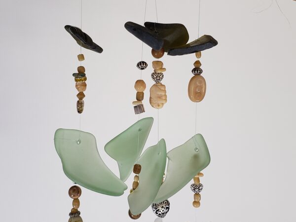 Green and white sea glass and driftwood wind chime - Image 2